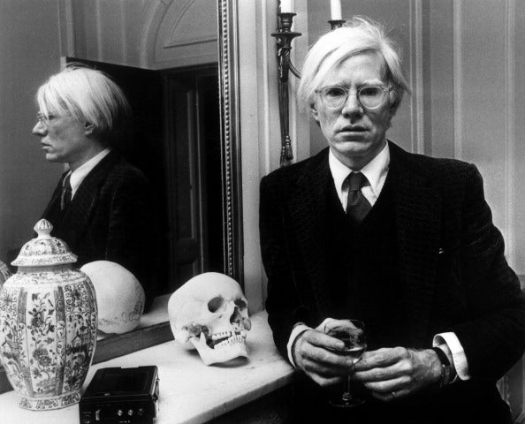 Detenido un hombre por robar dos obras de Andy Warhol para hacer falsificaciones y venderlas en eBay Detenido un hombre por robar dos obras de Andy Warhol para hacer falsificaciones y venderlas en eBay