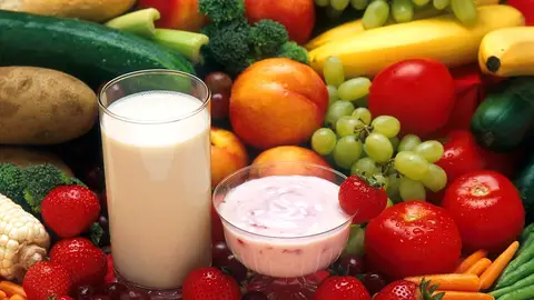 La Comisión Europea pone en marcha un nuevo plan de alimentación saludable en los colegios La Comisión Europea pone en marcha un nuevo plan de alimentación saludable en los colegios