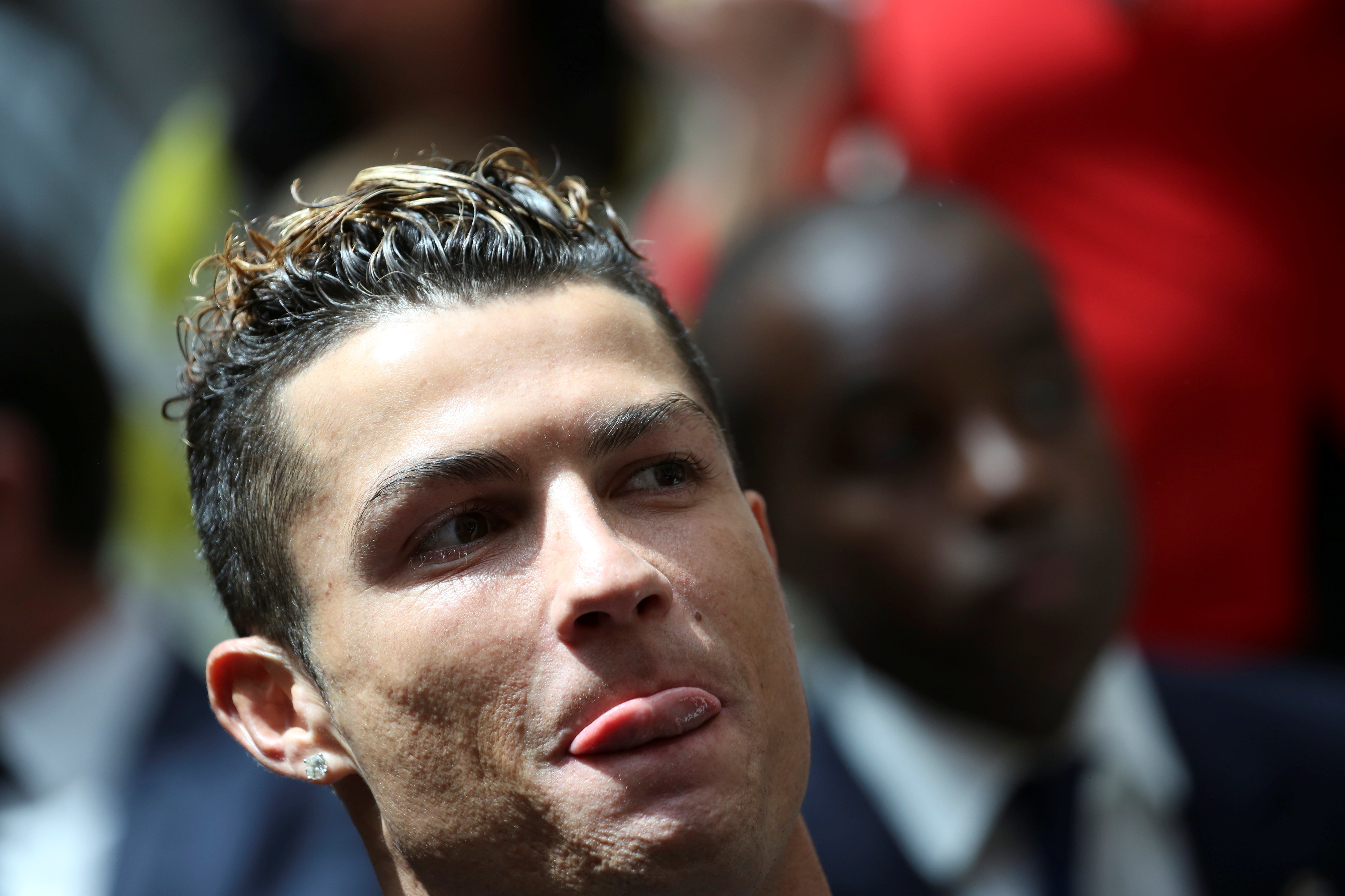 Del "yo siempre tributé" al "me fío de mis asesores", así fue la declaración de Cristiano Ronaldo ante la juez Del "yo siempre tributé" al "me fío de mis asesores", así fue la declaración de Cristiano Ronaldo ante la juez
