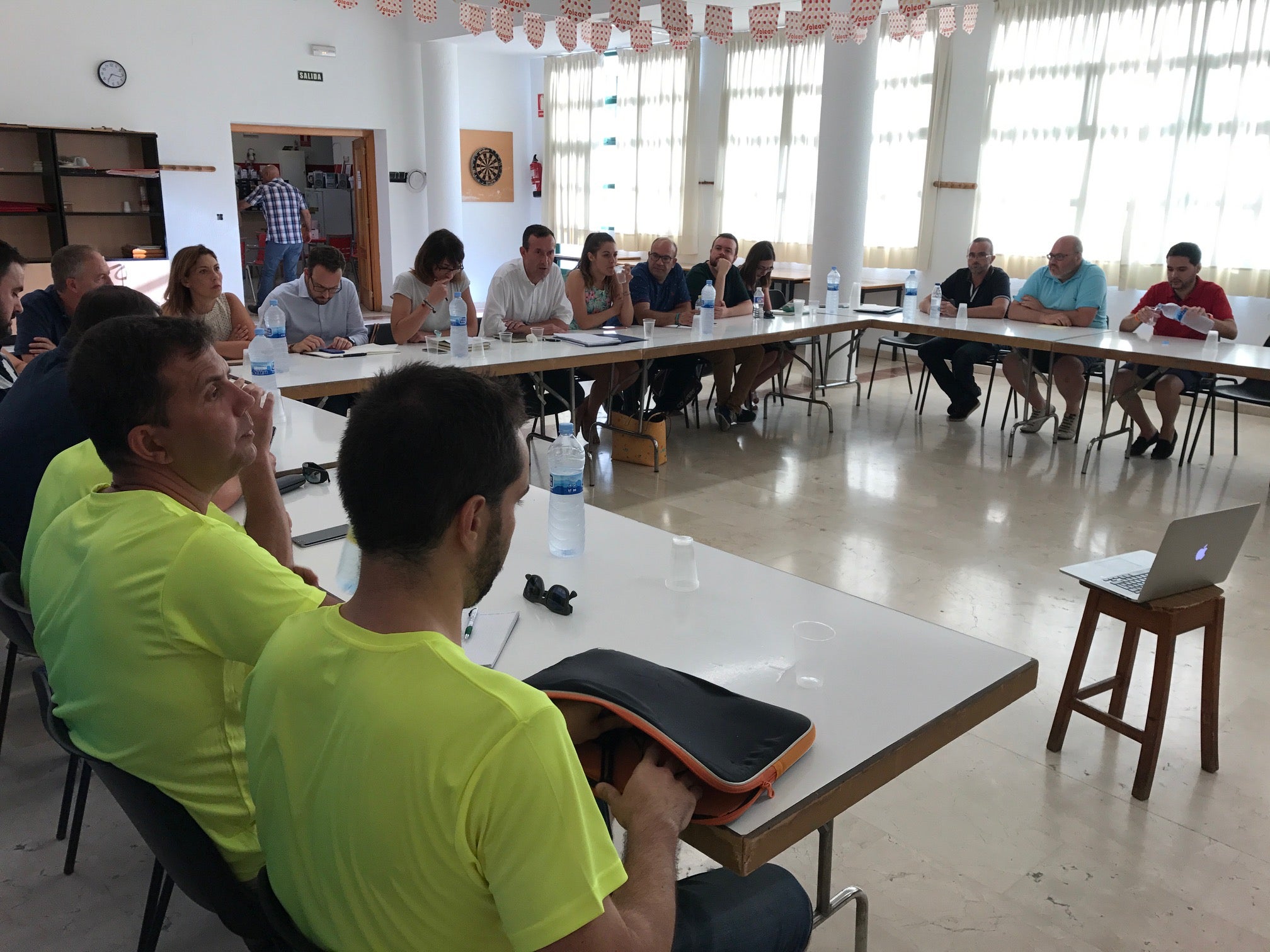El Ayuntamiento planea construir un centro sociocultural en la parcela de las antiguas escuelas de El Altet El Ayuntamiento planea construir un centro sociocultural en la parcela de las antiguas escuelas de El Altet
