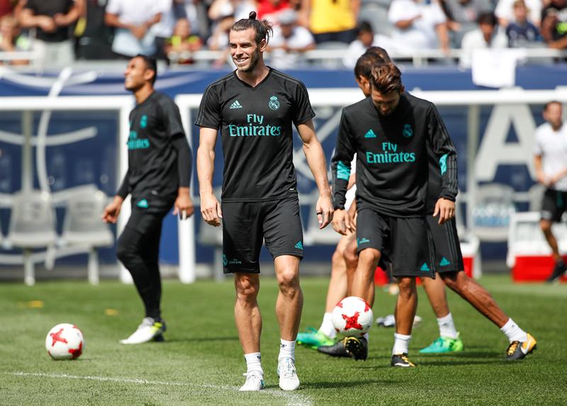Edu Pidal: "Gareth Bale no tiene nada, se ha retirado por el tobillo pero está perfectamente" Edu Pidal: "Gareth Bale no tiene nada, se ha retirado por el tobillo pero está perfectamente"