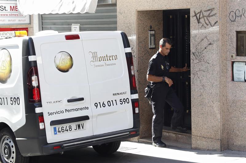 Muere acuchillada una mujer de 36 años en su piso de Alcorcón Muere acuchillada una mujer de 36 años en su piso de Alcorcón
