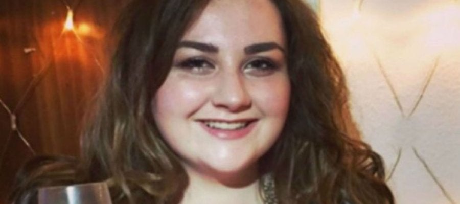 Erin Clark, la joven a la que ofrecieron apartamento a cambio de lamer los pies del dueño Erin Clark, la joven a la que ofrecieron apartamento a cambio de lamer los pies del dueño