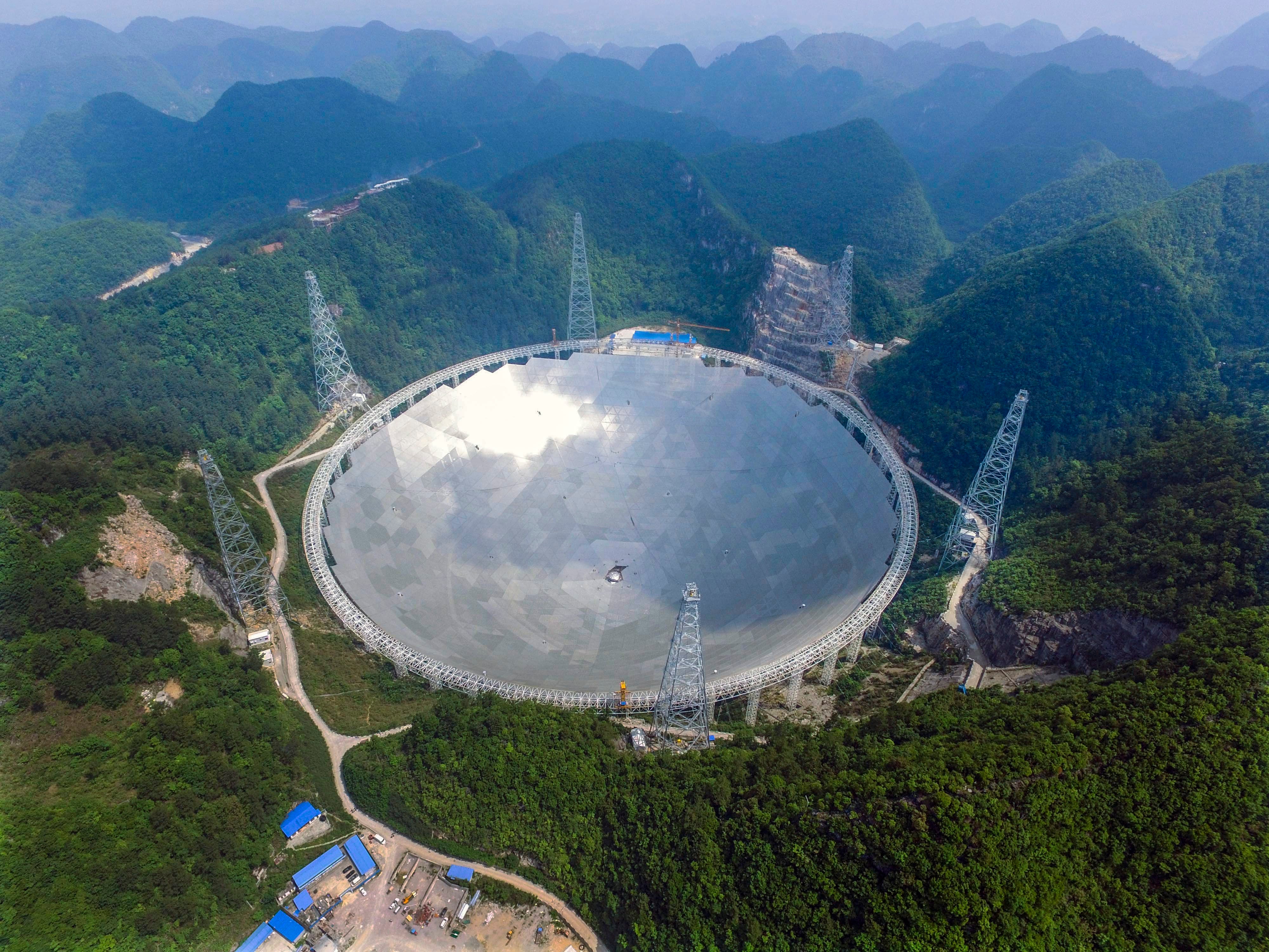 China no encuentra extranjeros para dirigir el mayor telescopio del mundo China no encuentra extranjeros para dirigir el mayor telescopio del mundo
