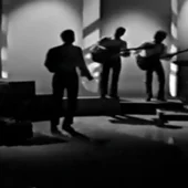 La canción del verano es un clásico que forma parte de nuestras vidas La canción del verano es un clásico que forma parte de nuestras vidas