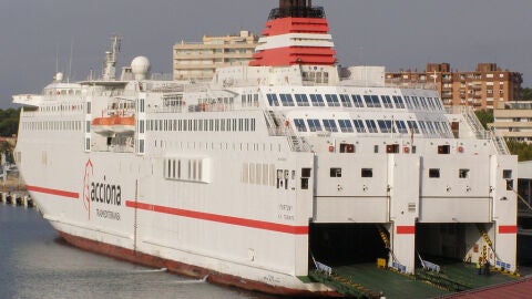 Buque de Trasmediterr&aacute;nea