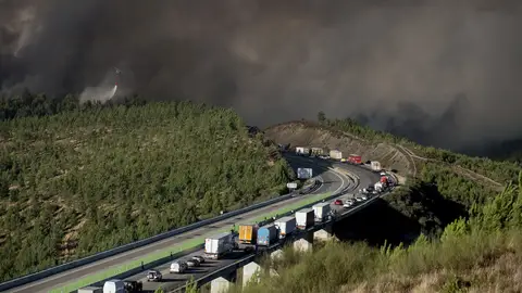Incendio de Verín superará "con creces" 500 hectáreas y apunta a intencionado Incendio de Verín superará "con creces" 500 hectáreas y apunta a intencionado