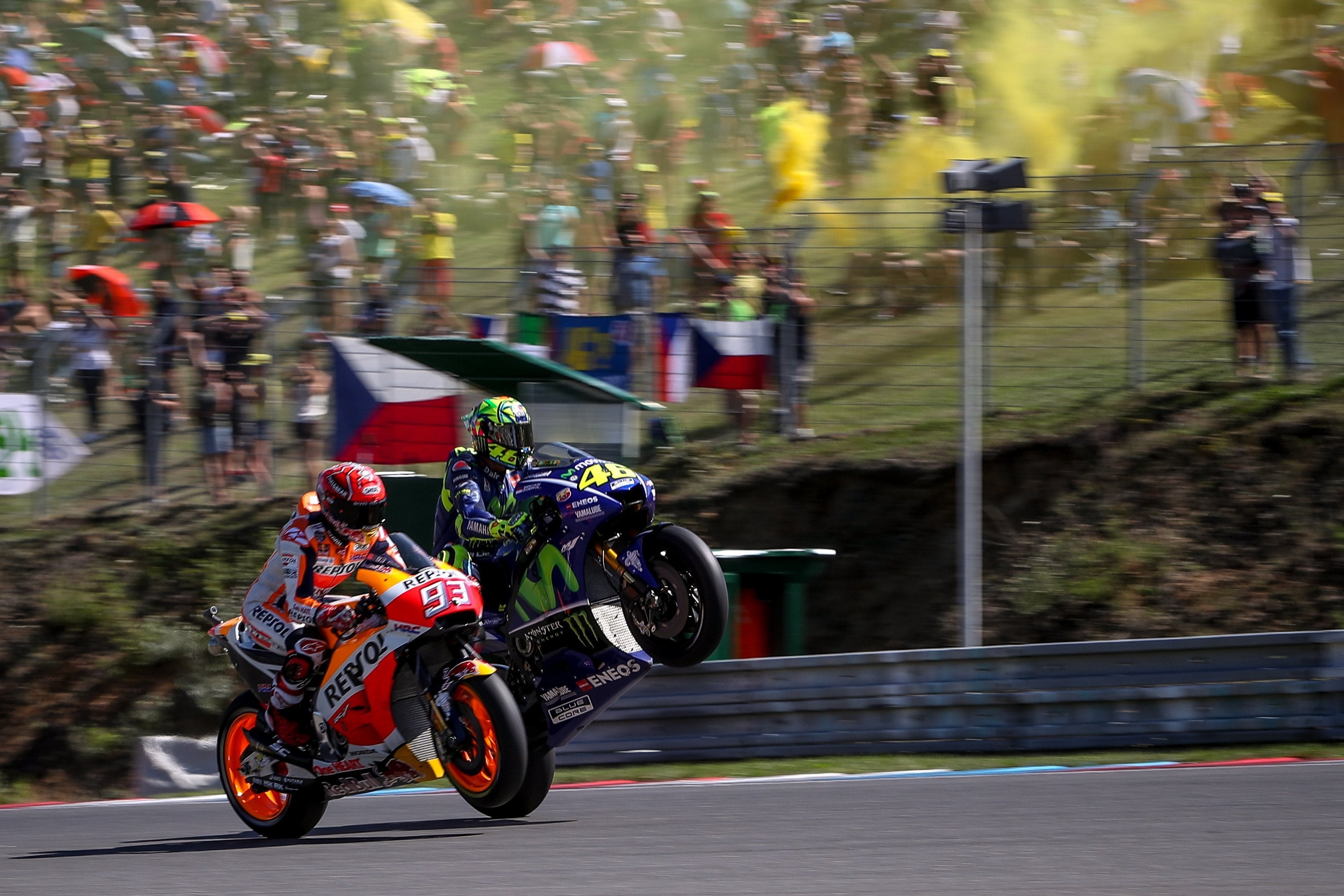 Marc Márquez logra la pole de MotoGP en la República Checa seguido de Rossi y Pedrosa Marc Márquez logra la pole de MotoGP en la República Checa seguido de Rossi y Pedrosa