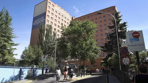 Fachada del Hospital Clínico de Valladolid Fachada del Hospital Clínico de Valladolid