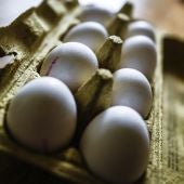 Imagen de archivo de una caja de huevos