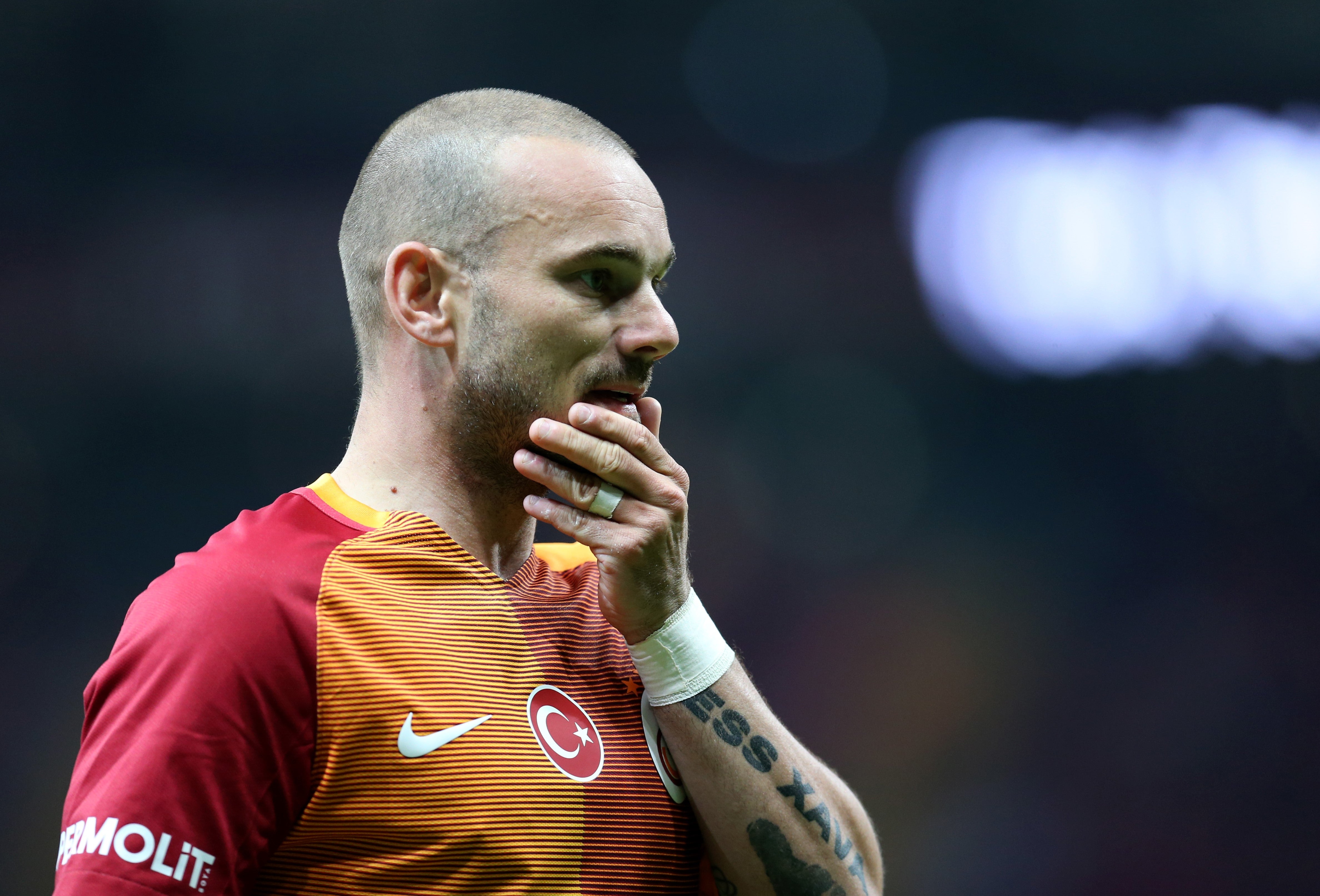 El ex madridista Sneijder ficha por el Niza a sus 33 años El ex madridista Sneijder ficha por el Niza a sus 33 años