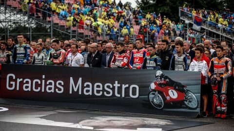 Minuto de silencio en Brno