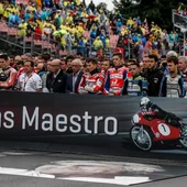 Minuto de silencio en Brno Minuto de silencio en Brno