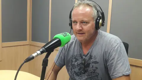 Carlos Blondel, padre de Dunia Niños enfermos