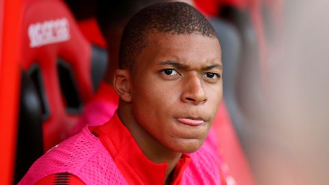 Mbapp&eacute;, en el banquillo del M&oacute;naco