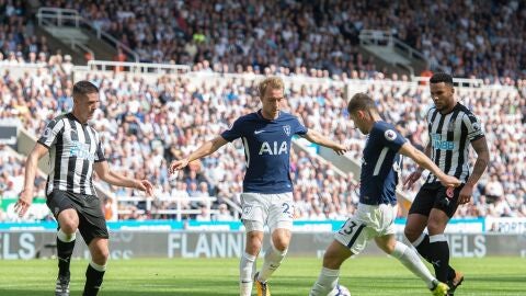 El Tottenham&nbsp;frena al Newcastle