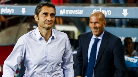 Valverde, en el Camp Nou tras saludar a Zidane