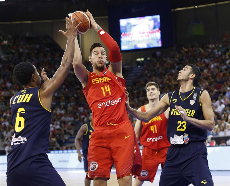 España se gusta ante Venezuela en el gran día de Navarro España se gusta ante Venezuela en el gran día de Navarro