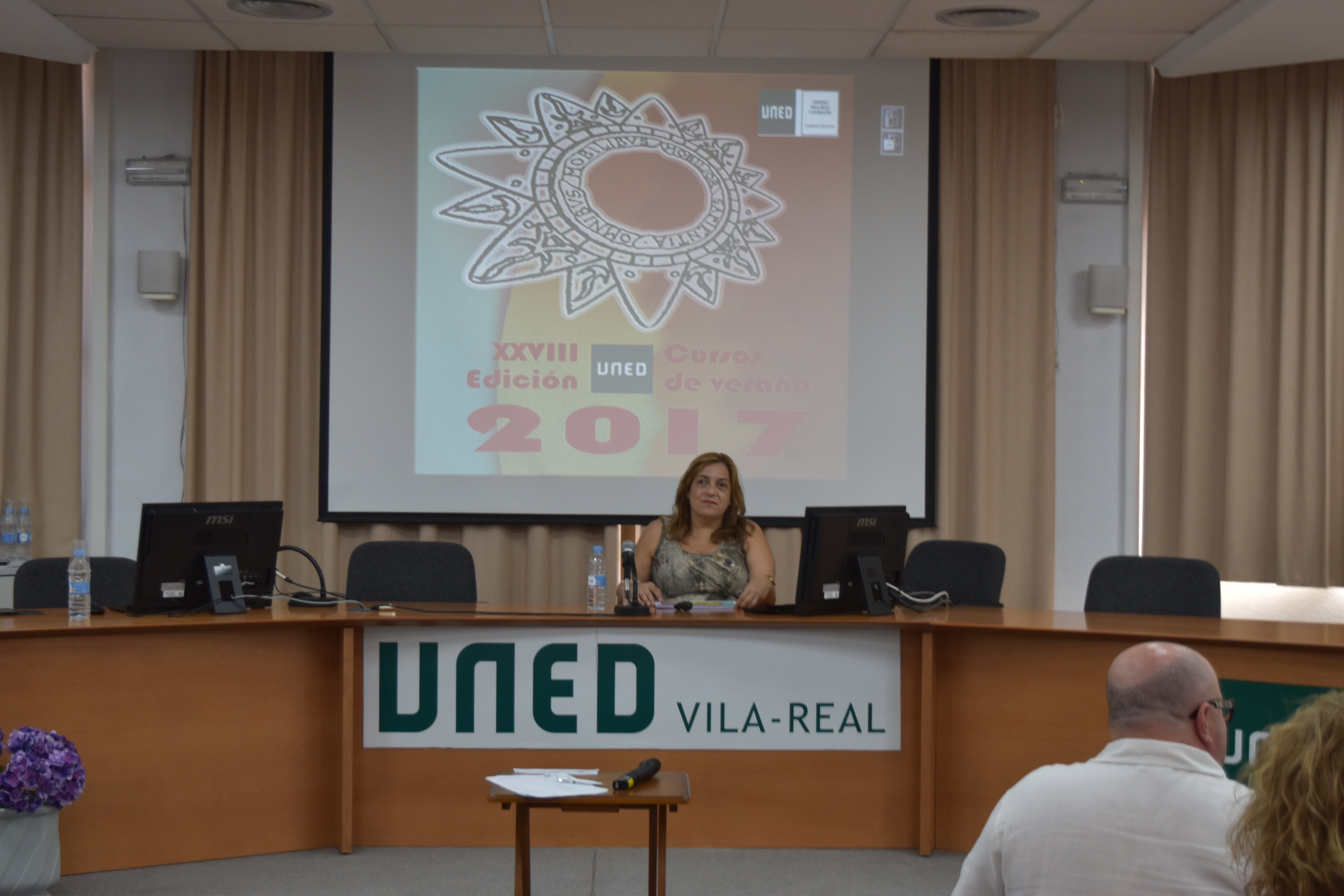 La UNED reobri la seua matrícula 2017/2018 després del tancament vacacional La UNED reobri la seua matrícula 2017/2018 després del tancament vacacional