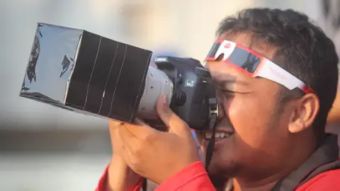 Fotografía al eclipse solar Fotografía al eclipse solar
