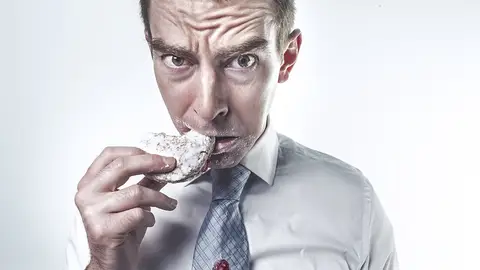 Hay que masticar entre 5 y 10 veces más de lo habitual Hay que masticar entre 5 y 10 veces más de lo habitual