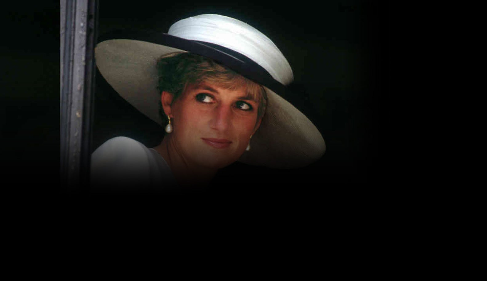 Ferrán Monegal: "En Cuarto Milenio analizaron algunos detalles que apuntan a que la muerte de Lady Di no fue un accidente" Ferrán Monegal: "En Cuarto Milenio analizaron algunos detalles que apuntan a que la muerte de Lady Di no fue un accidente"