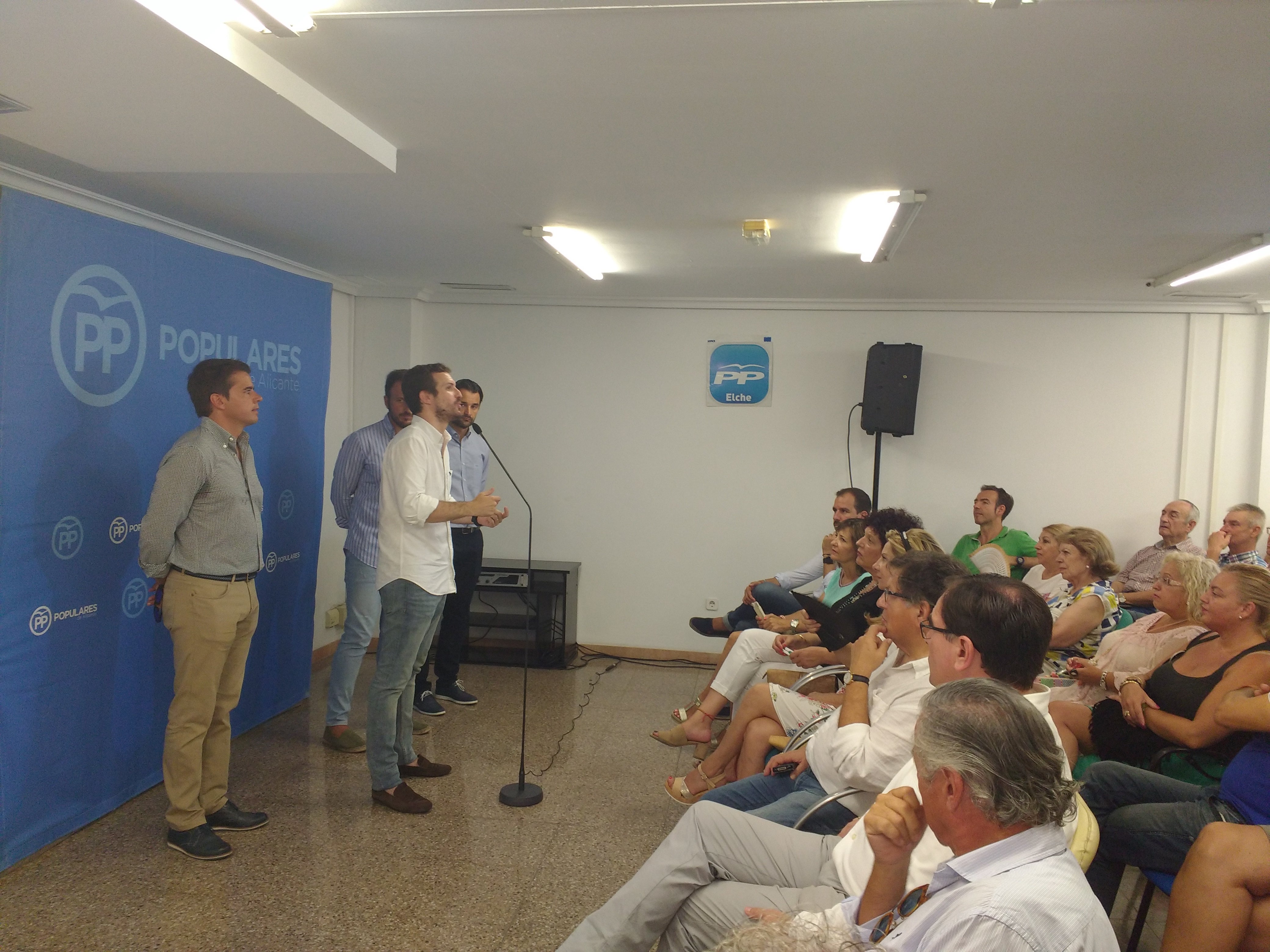 "Es el momento de hablar de proyectos y no de candidaturas" "Es el momento de hablar de proyectos y no de candidaturas"