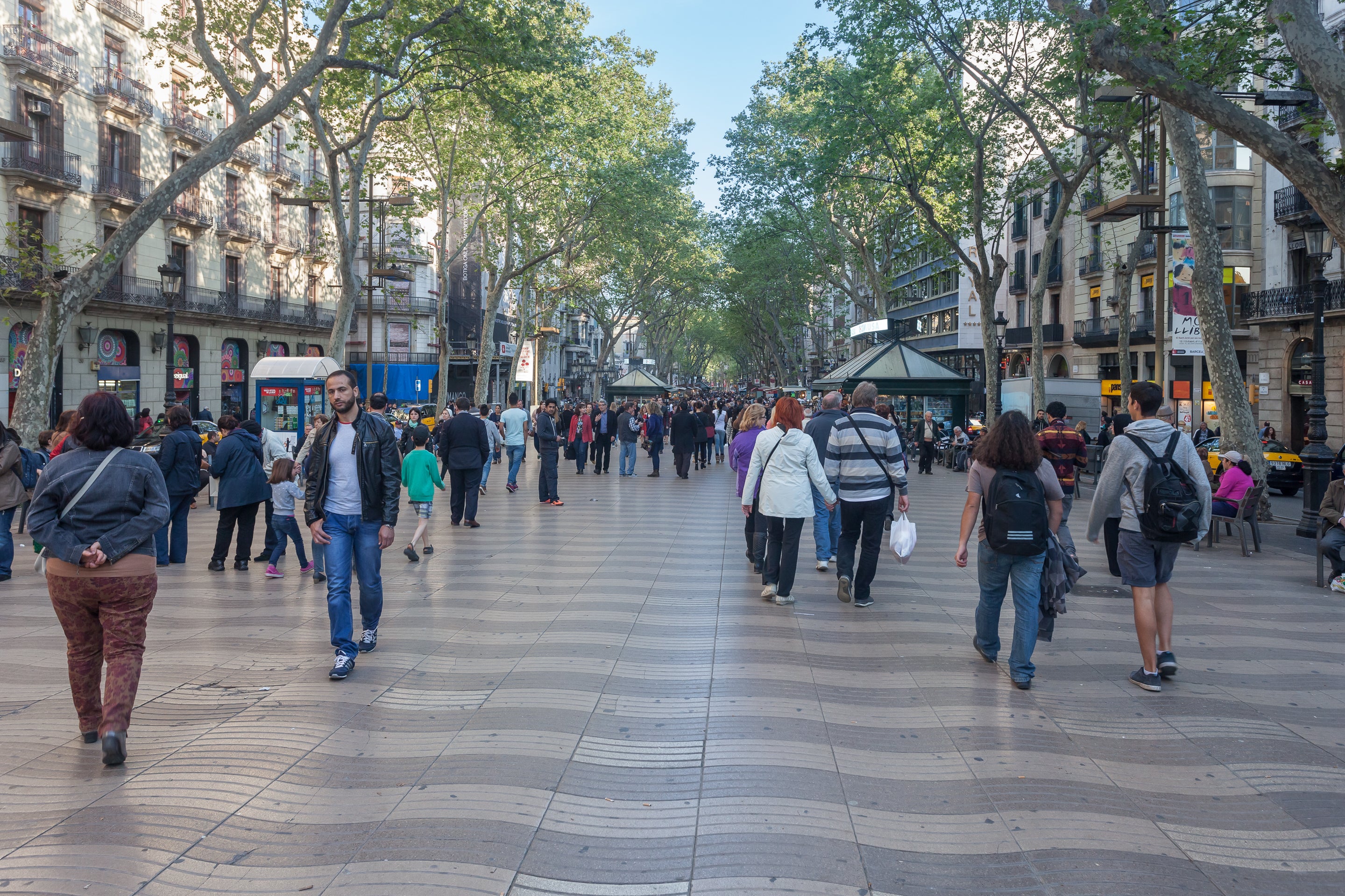 Algunos comercios catalanes cerrarán el 1-O ante el temor de que se produzcan incidentes Algunos comercios catalanes cerrarán el 1-O ante el temor de que se produzcan incidentes