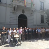 Minutos de silencio en la Plaza del Carmen por los atentados de Barcelona Minutos de silencio en la Plaza del Carmen por los atentados de Barcelona