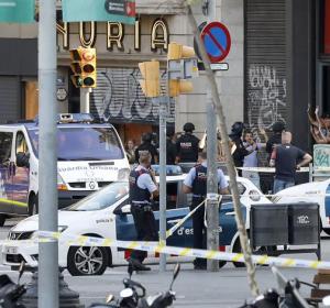 Despliegue policial en el lugar del atentado ocurrido en las Ramblas de Barcelona Despliegue policial en el lugar del atentado ocurrido en las Ramblas de Barcelona