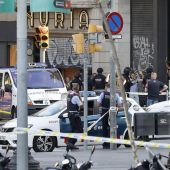Despliegue policial en el lugar del atentado ocurrido en las Ramblas de Barcelona