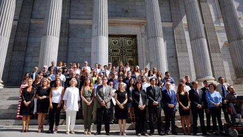 Minuto de silencio guardado en el Congreso por los atentados de Barcelona y Cambrils