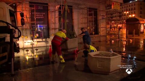 Instalan maceteros en la Puerta del Sol de Madrid para evitar atentados como los de Barcelona y Cambrils