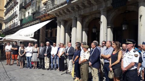 Segovia, minuto de silencio, atentado barcelona