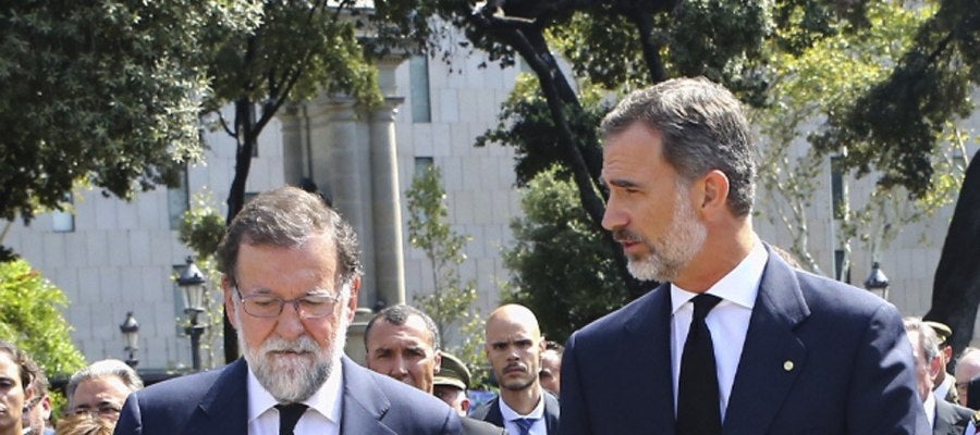 El rey Felipe VI, junto al presidente del Gobierno, Mariano Rajoy El rey Felipe VI, junto al presidente del Gobierno, Mariano Rajoy