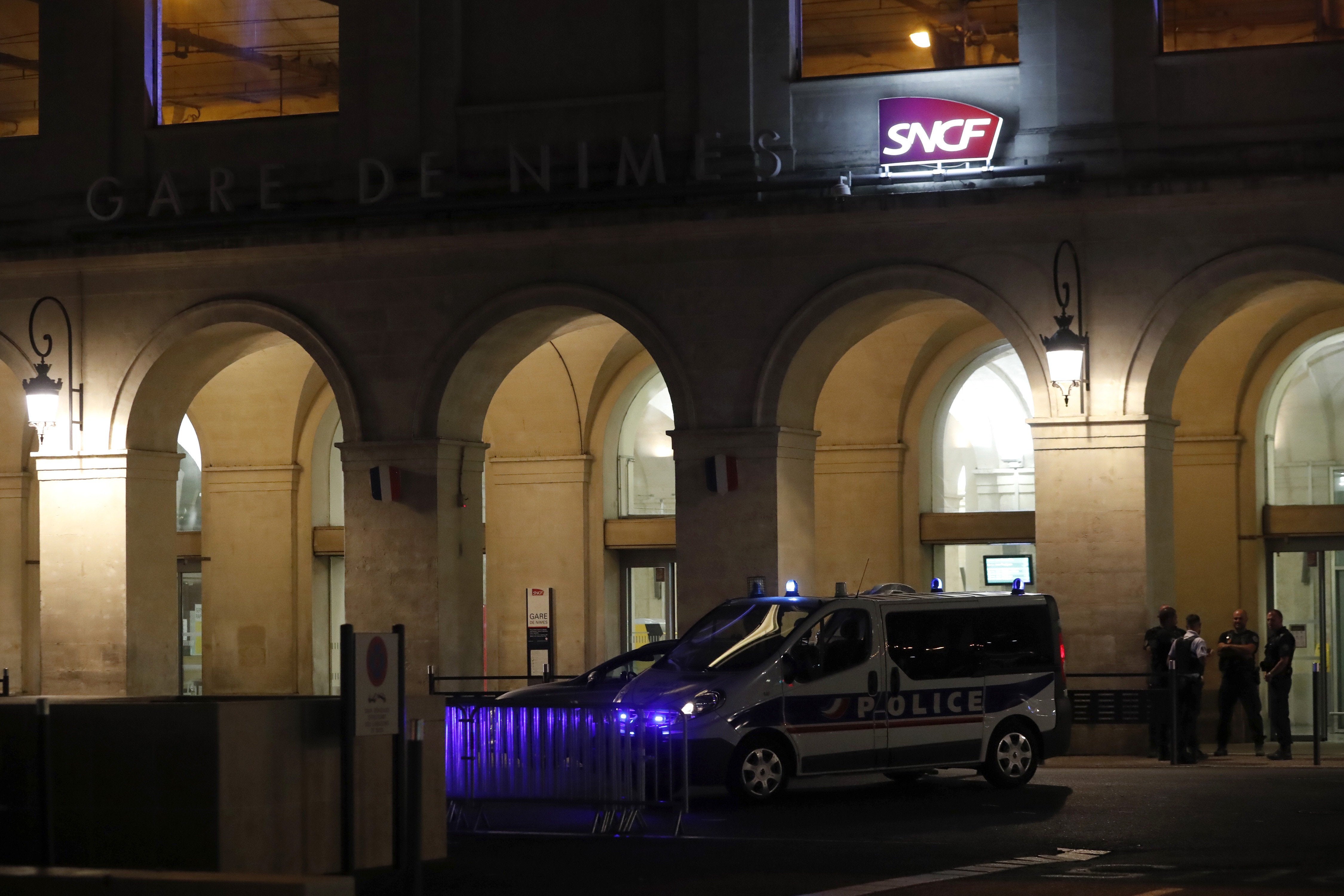 La Policía francesa confirma al menos un detenido en Nimes y desmiente que haya ocurrido un tiroteo La Policía francesa confirma al menos un detenido en Nimes y desmiente que haya ocurrido un tiroteo