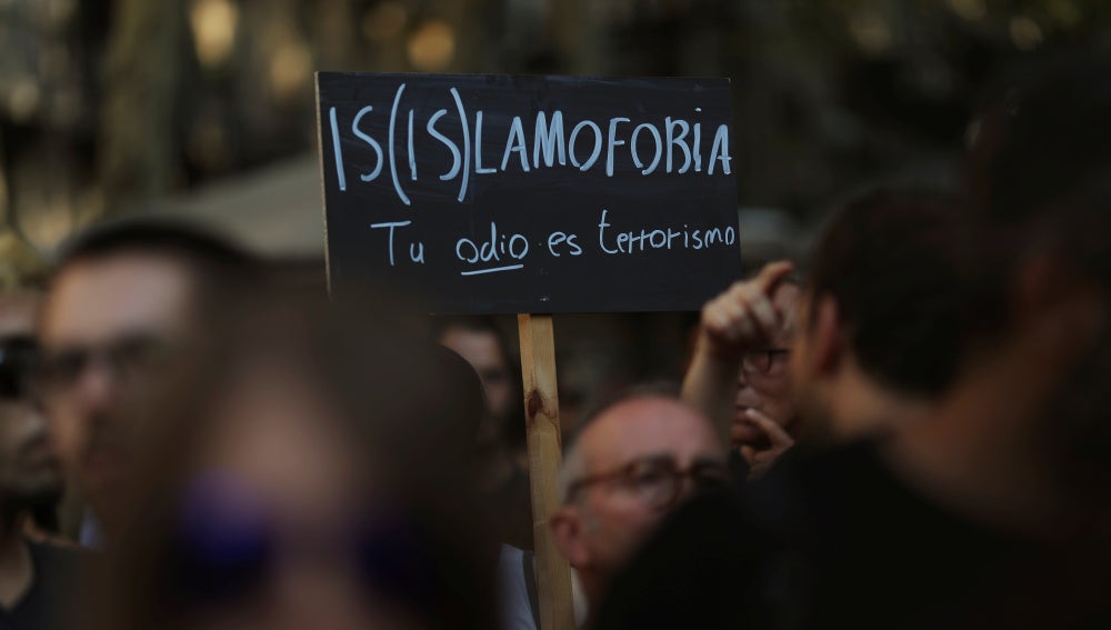 Manifestación contra el terrorismo en Barcelona