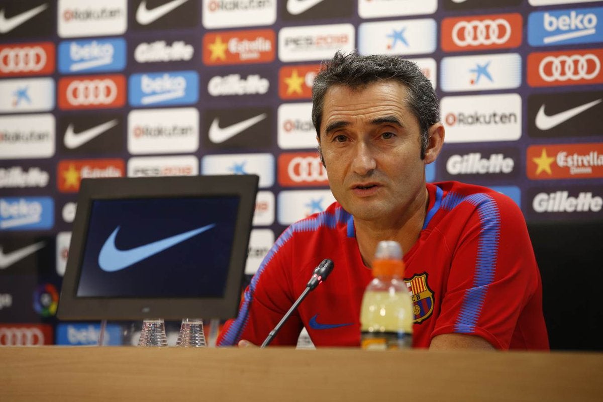 Ernesto Valverde: "Tenemos mucha ilusión por Dembélé, es un fichaje de club y de todos" Ernesto Valverde: "Tenemos mucha ilusión por Dembélé, es un fichaje de club y de todos"