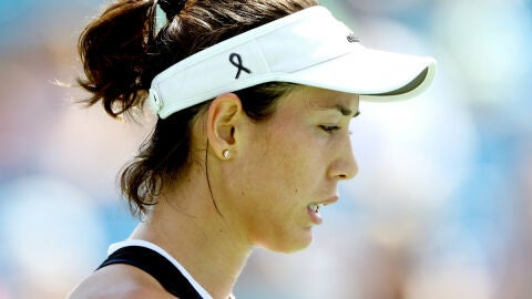 Garbi&ntilde;e Muguruza, con cresp&oacute;n negro en Cincinatti