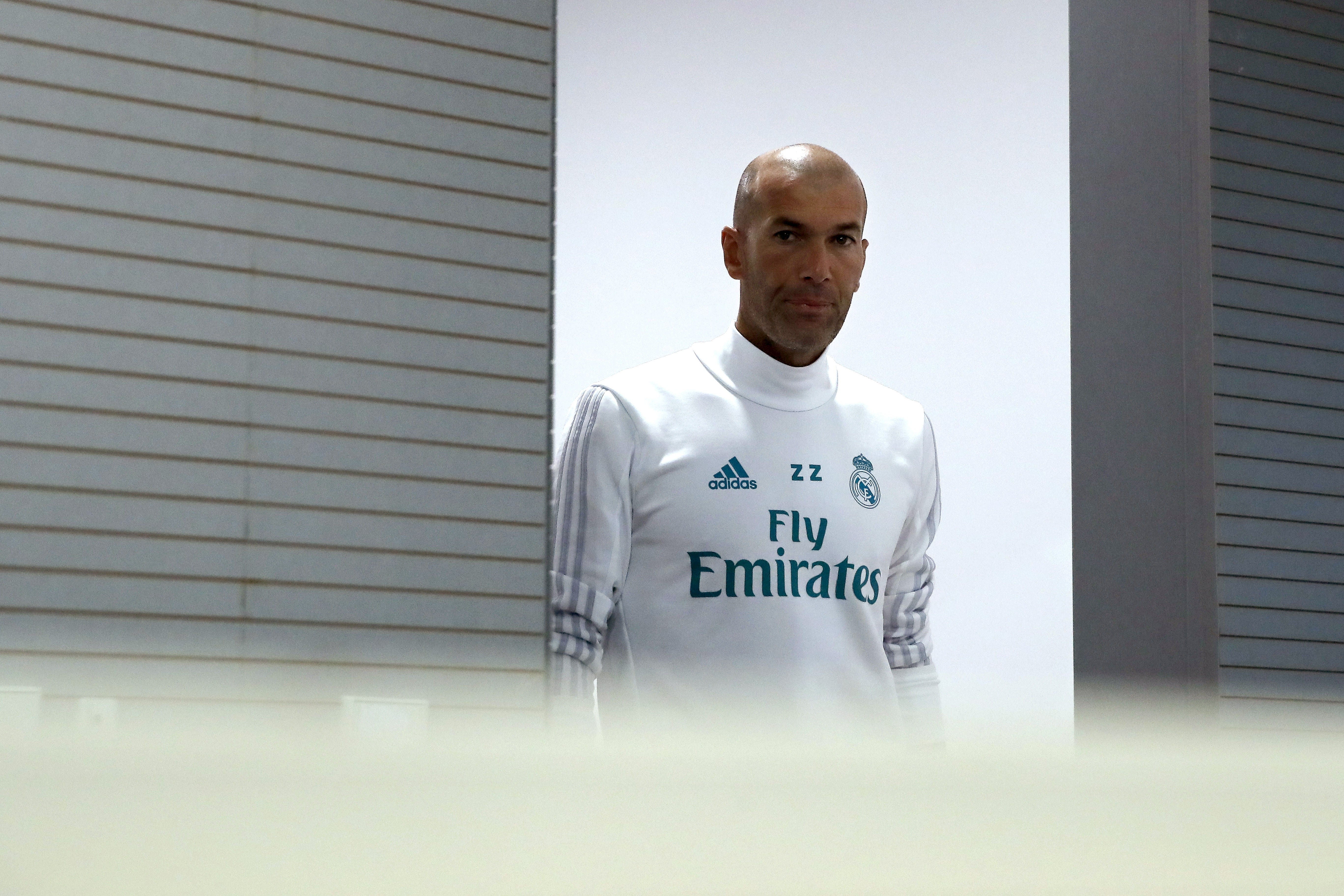 Zidane: "No veo una Liga española sin el Barcelona" Zidane: "No veo una Liga española sin el Barcelona"