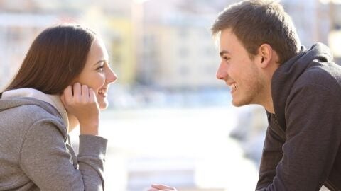 Una pareja de j&oacute;venes
