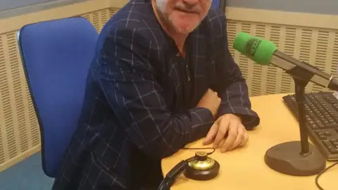"Me gusta decir lo que todo el mundo dice pero de otra manera" Javier Ruiz Taboada hace Un alto en el camino