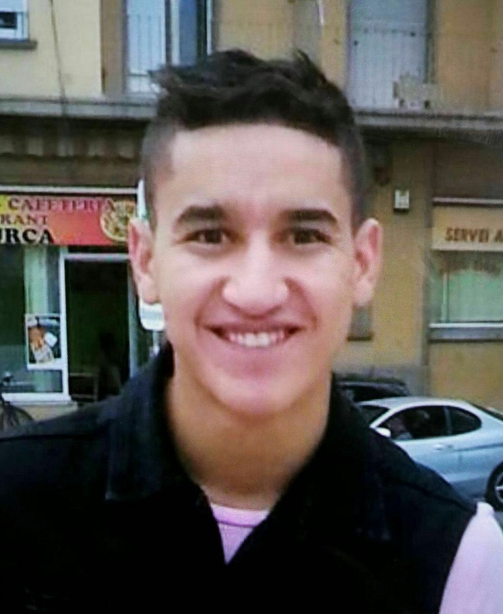 La carta de una educadora social de Ripoll: "¿Cómo puede ser, Younes? No he visto nadie tan responsable como tú" La carta de una educadora social de Ripoll: "¿Cómo puede ser, Younes? No he visto nadie tan responsable como tú"