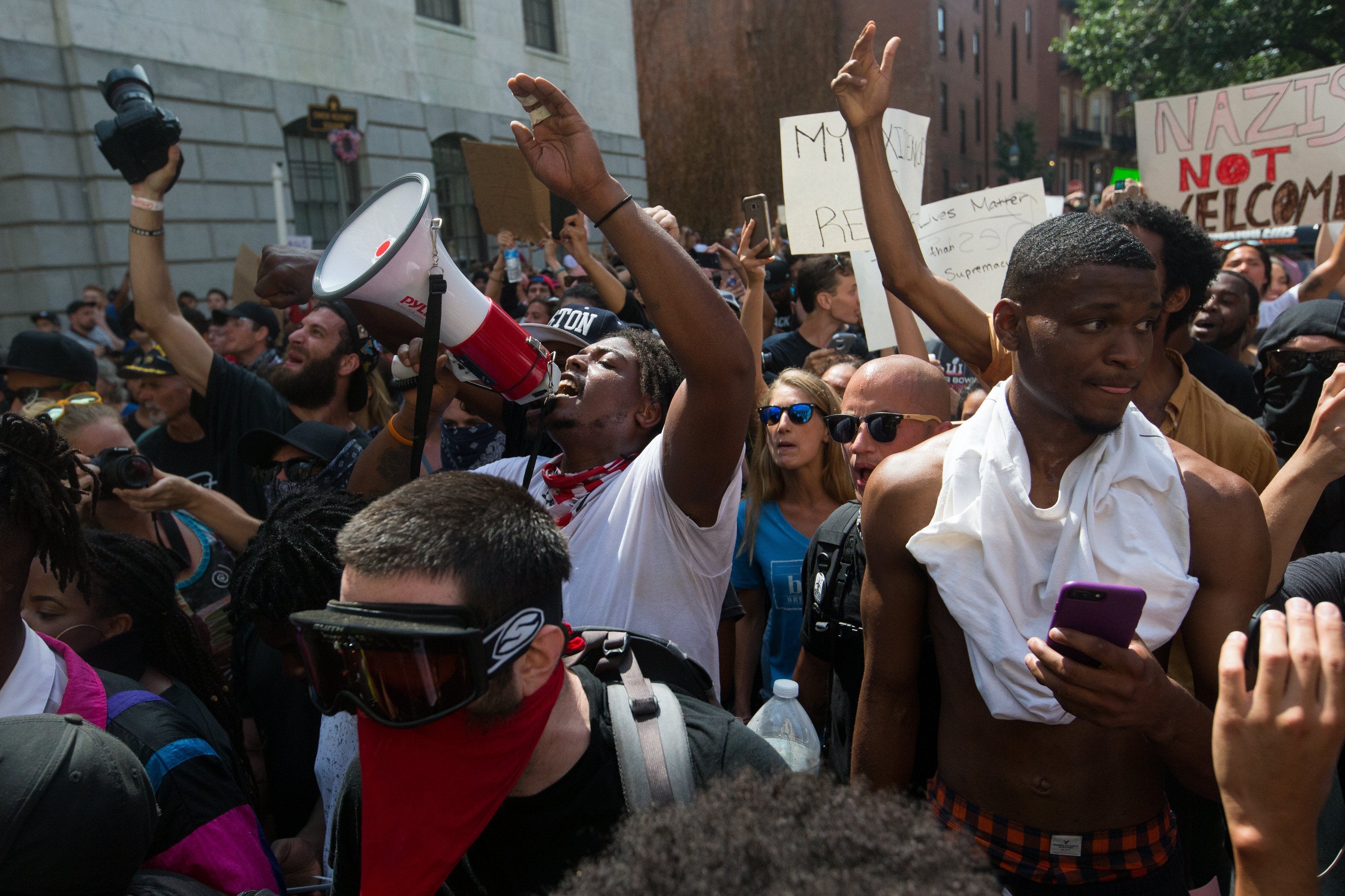 Nuevas marchas y contraprotestas en Boston tras la violencia en Charlottesville Nuevas marchas y contraprotestas en Boston tras la violencia en Charlottesville