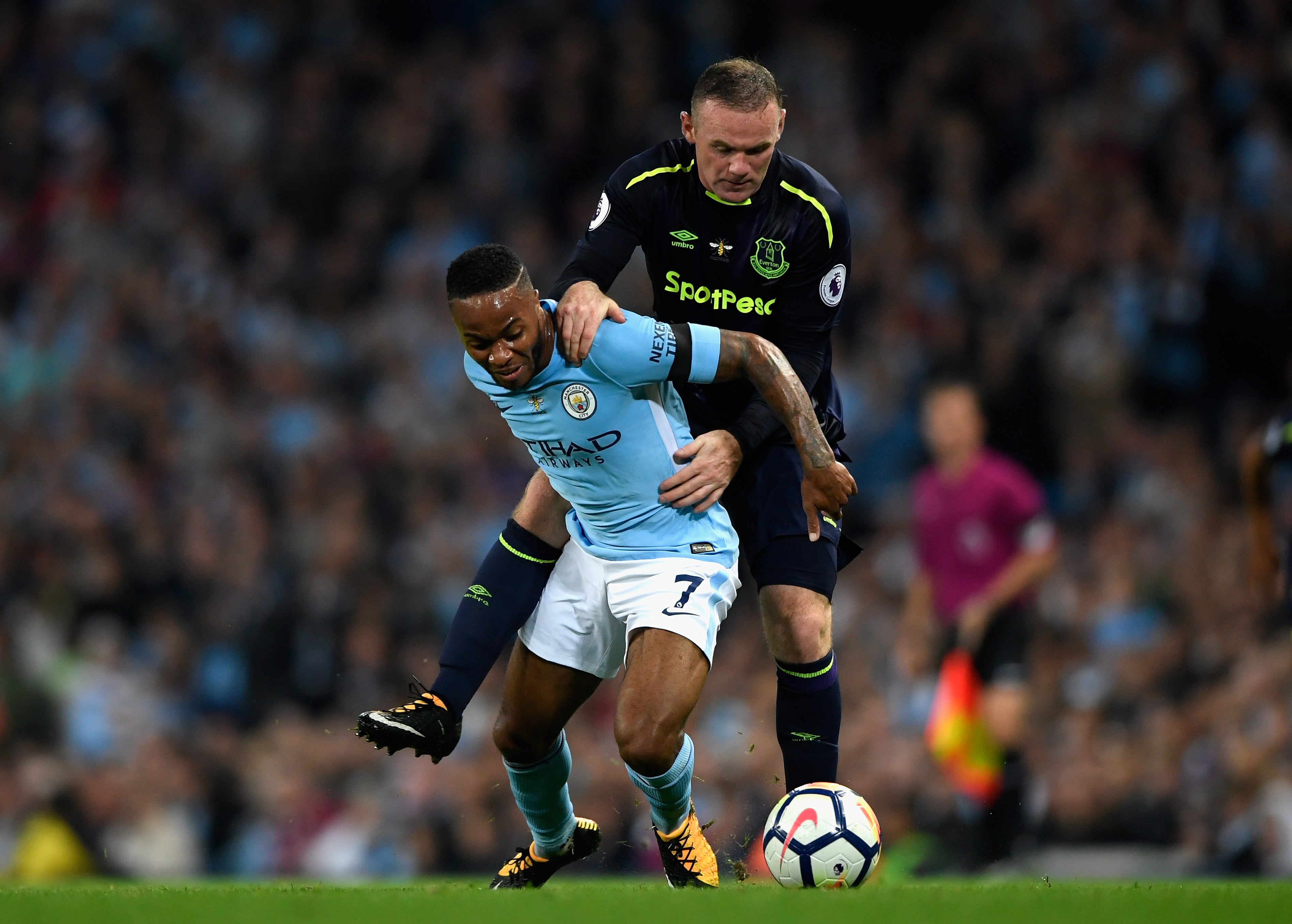 Sterling salva un punto para el Manchester City ante un Everton de más a menos Sterling salva un punto para el Manchester City ante un Everton de más a menos