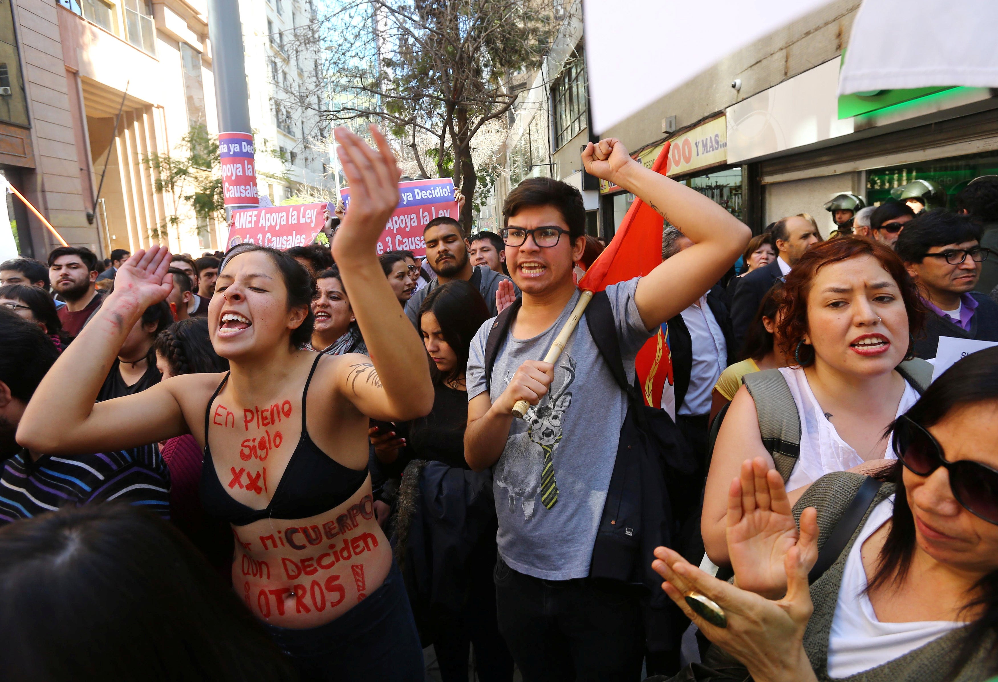 El Constitucional de Chile avala la despenalización del aborto El Constitucional de Chile avala la despenalización del aborto