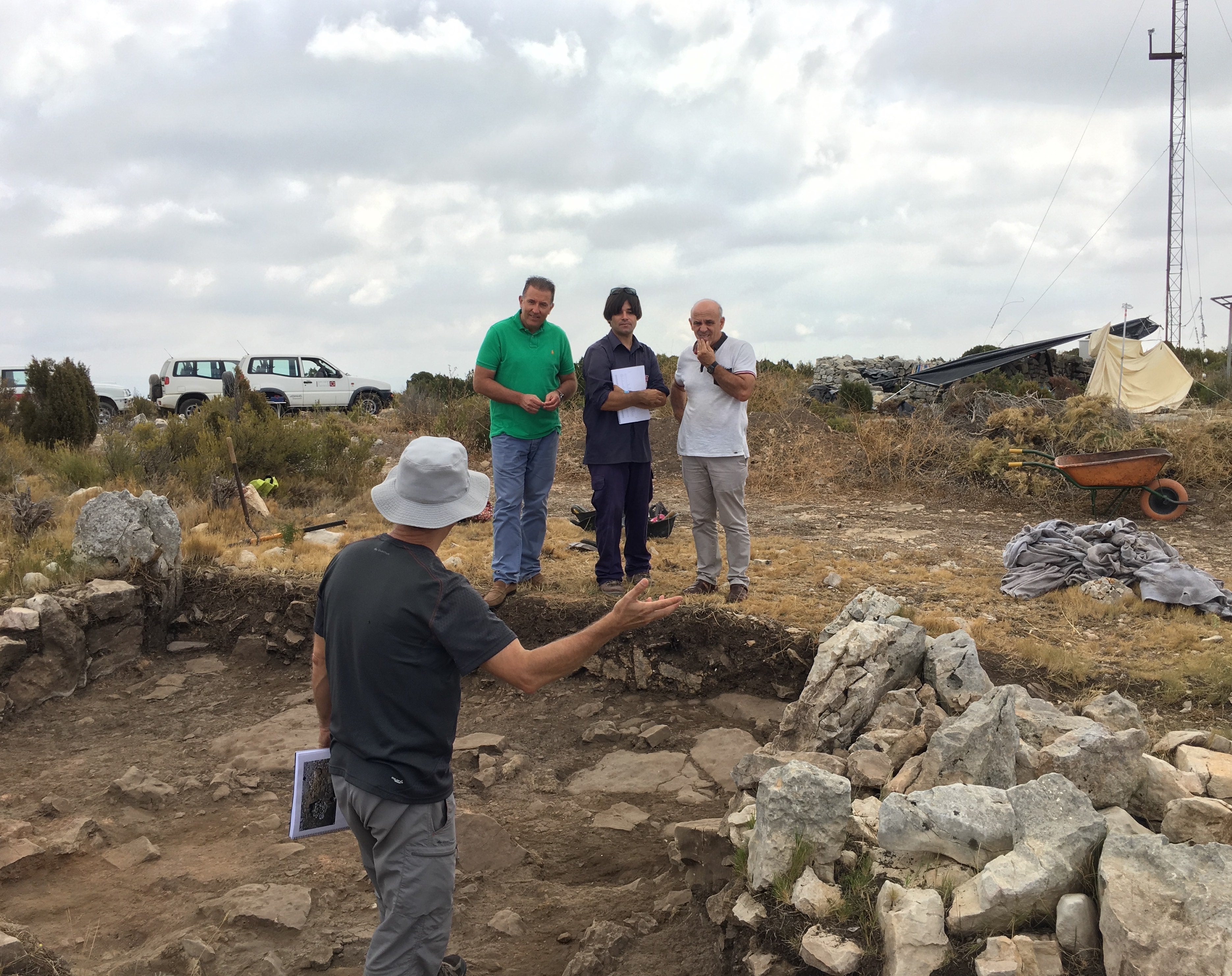 La Diputación ha iniciado los trabajos en el yacimiento de Tossal de la Vila para aumentar su trascendencia histórica y turística La Diputación ha iniciado los trabajos en el yacimiento de Tossal de la Vila para aumentar su trascendencia histórica y turística