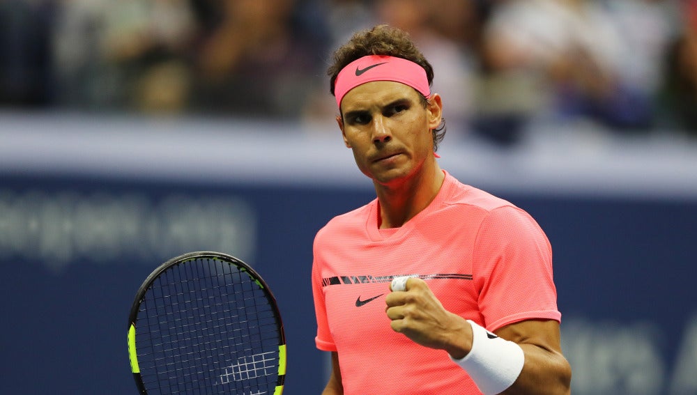 Rafa Nadal celebra un punto ante su rival en el US Open