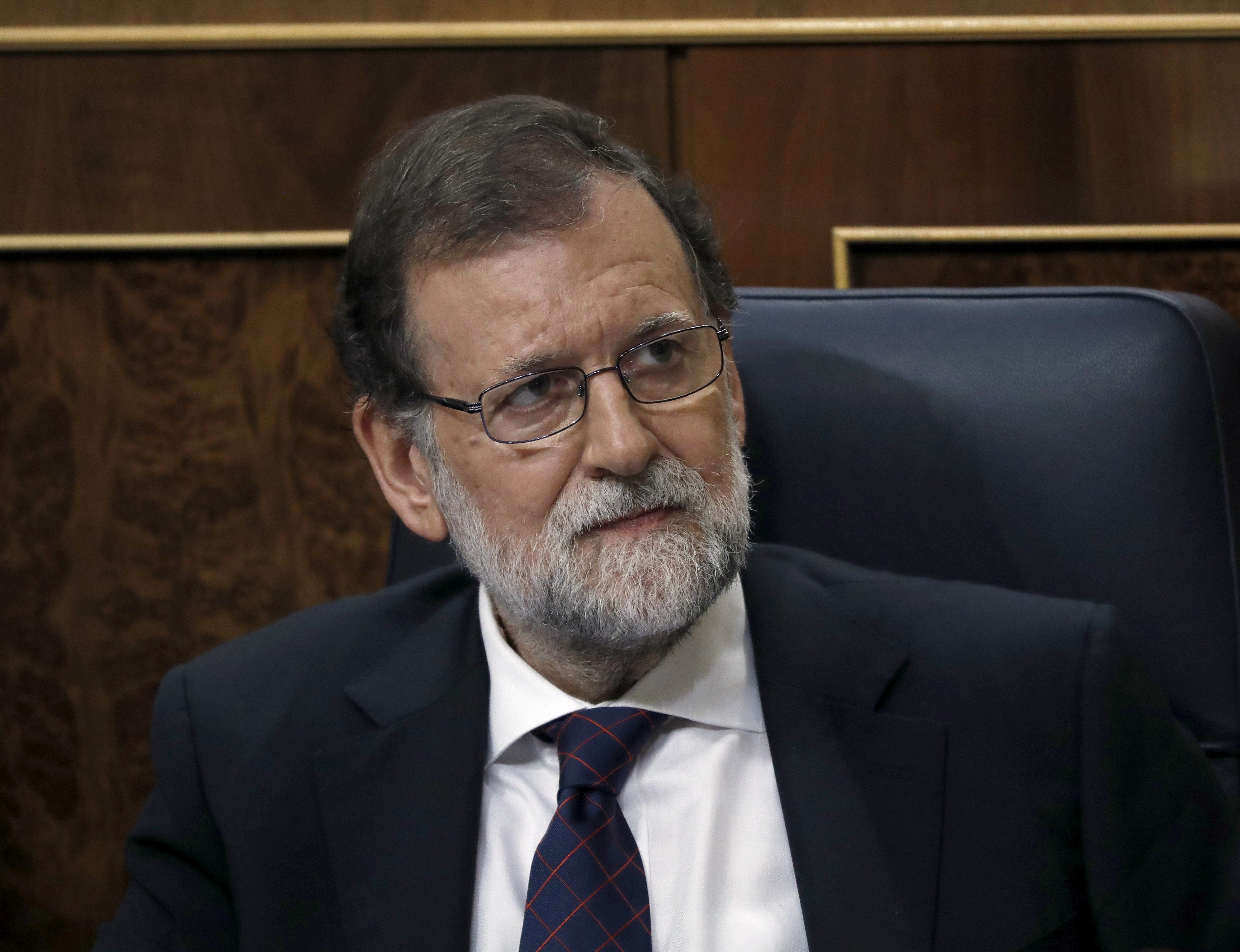 Rajoy pedirá al Constitucional ejecutar una sentencia contra las decisiones del Parlament Rajoy pedirá al Constitucional ejecutar una sentencia contra las decisiones del Parlament