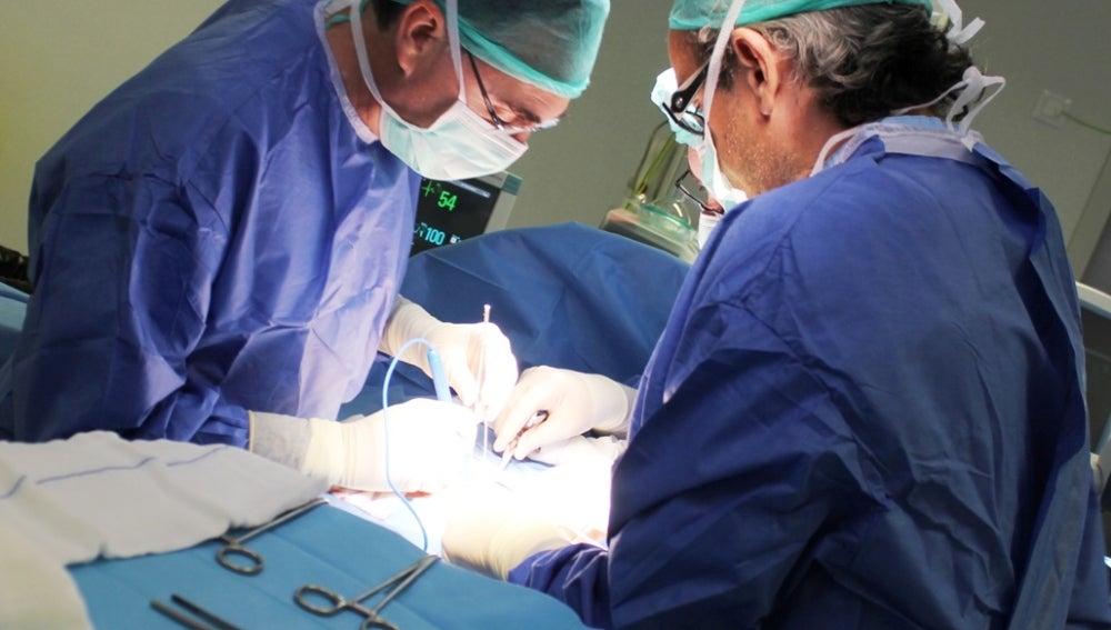 Imagen de la operación en el Hospital del Vinalopó